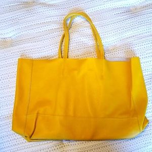 Tote handbag